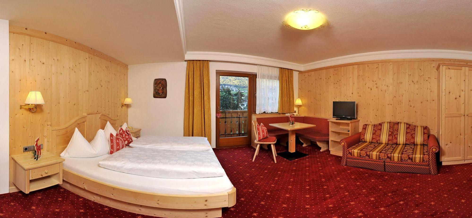 Hotel Digon Ορτιζέι Εξωτερικό φωτογραφία